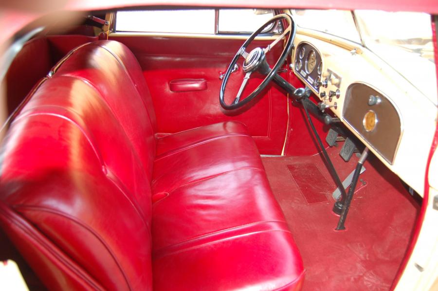 Интерьер LaSalle Convertible Coupe 1935 года  (фото 3 из 3)